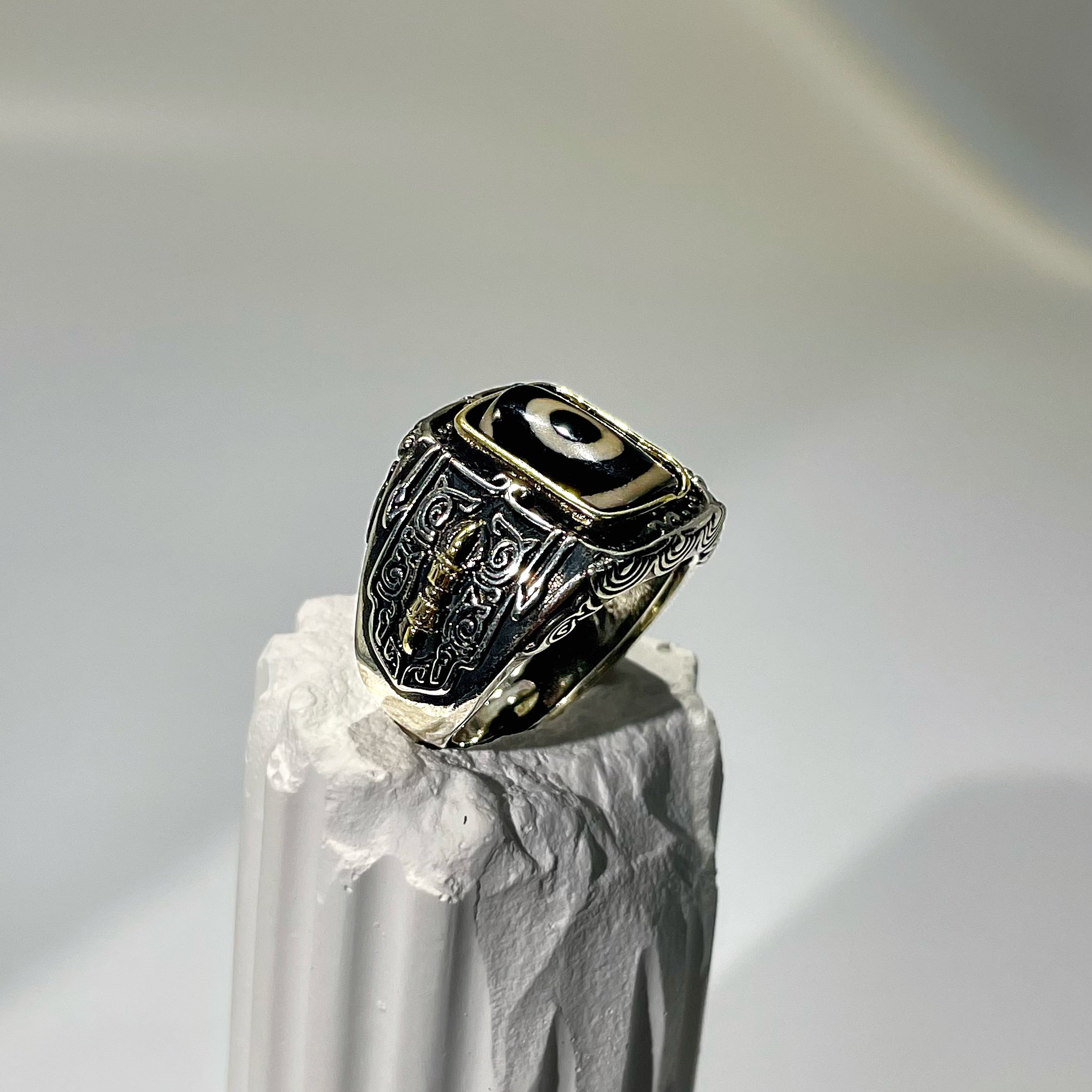 EnergyShine Tibetan Dzi Sliding Ring (Adjustable Size) - EnergyShine