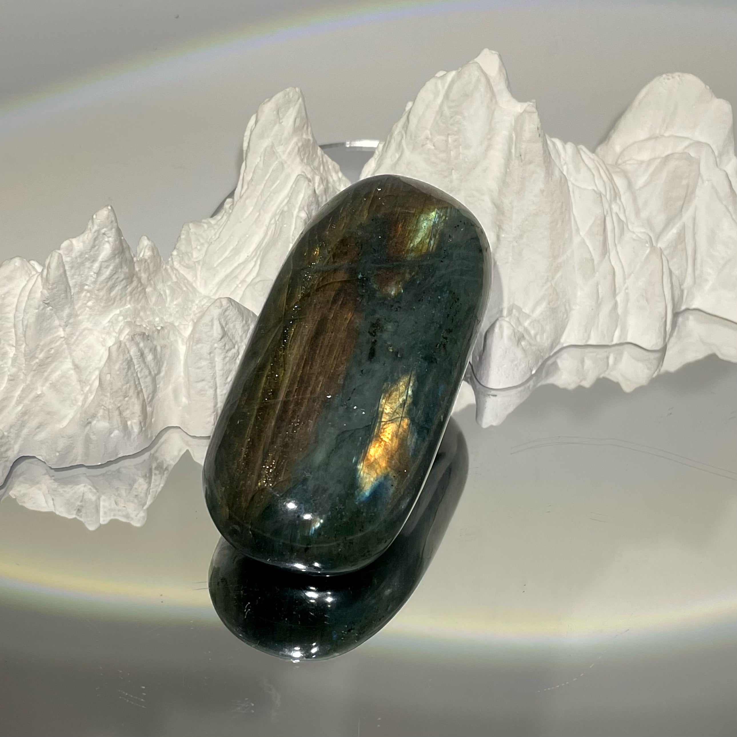 Energyshine Natural Labradorite Palm Stone | Raw Polished Energy Stone for Hot Therapy & Essential Oil Massage 🌌 - EnergyShine