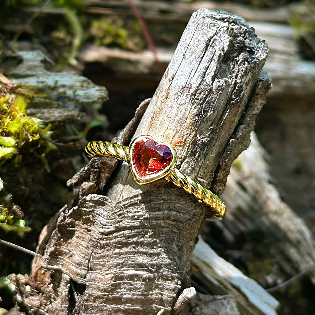 EnergyShine Natural Garnet Heart Ring - EnergyShine