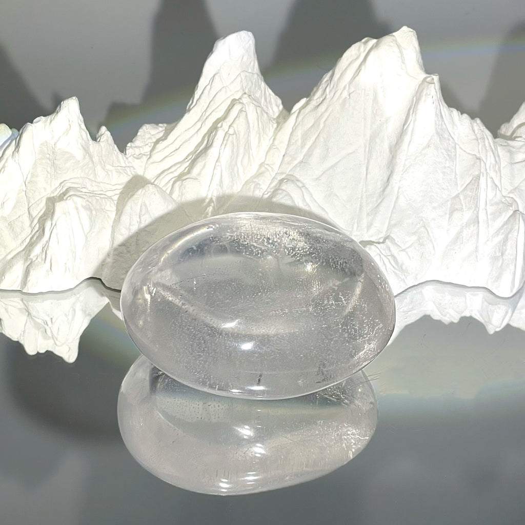 Energyshine Natural Clear Quartz Palm Stone | Energy Cleansing & Mindfulness Meditation Aid 🌟 - EnergyShine